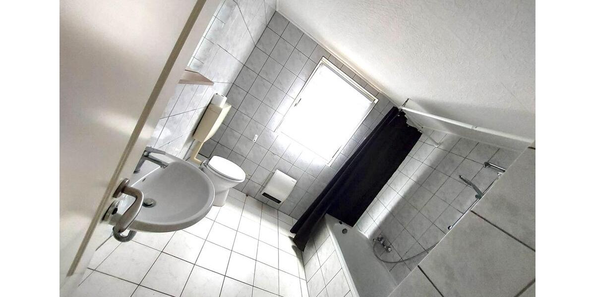 Dachgeschoßwohnung Saarlouis - 3 Zimmer, 75 m&sup2;, 560&euro; | Angebot:24788620