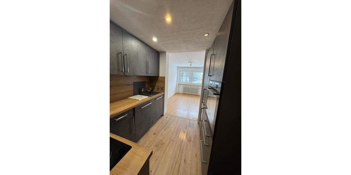 Etagenwohnung Kempten (Allgäu) - 2 Zimmer, 73 m&sup2;, 1.200&euro; | Angebot:26704334