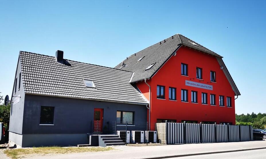 Unterkunft, EinzelZimmer, DoppelZimmer, FeWo, MonteursZimmer