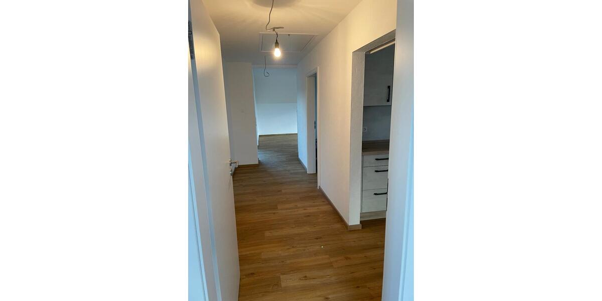 Dachgeschoßwohnung Bad Füssing - 5 Zimmer, 115 m&sup2;, 1.150&euro; | Angebot:26483995