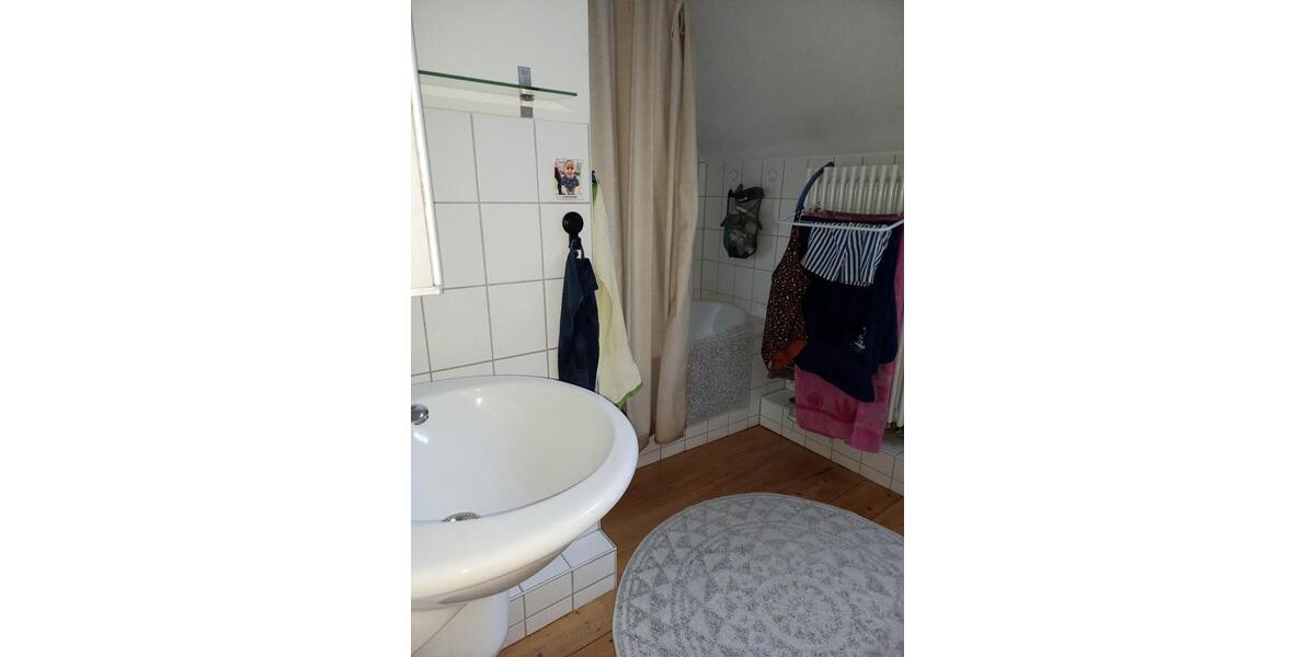 Etagenwohnung Herborn - 4 Zimmer, 101 m&sup2;, 1.035&euro; | Angebot:24399262