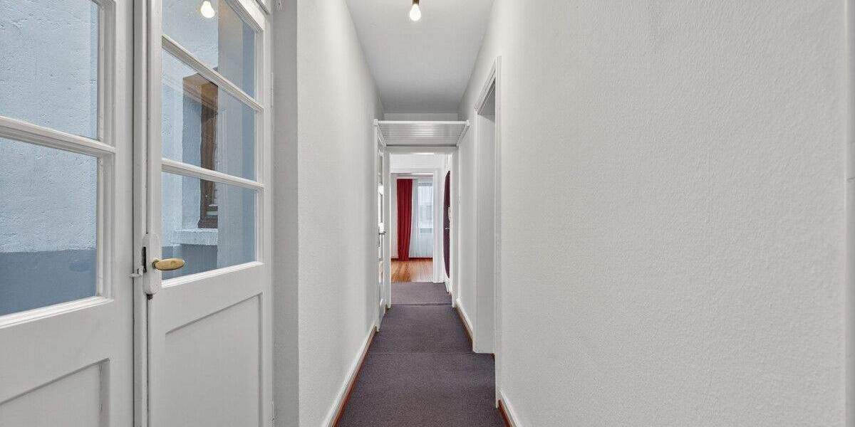 Etagenwohnung Baden-Baden Innenstadt - 4 Zimmer, 115 m&sup2;, 1.280&euro; | Angebot:24860413