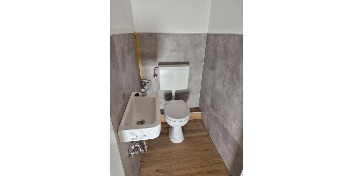 Erdgeschoßwohnung Clausthal-Zellerfeld Zellerfeld - 4 Zimmer, 85 m&sup2;, 830&euro; | Angebot:25974406