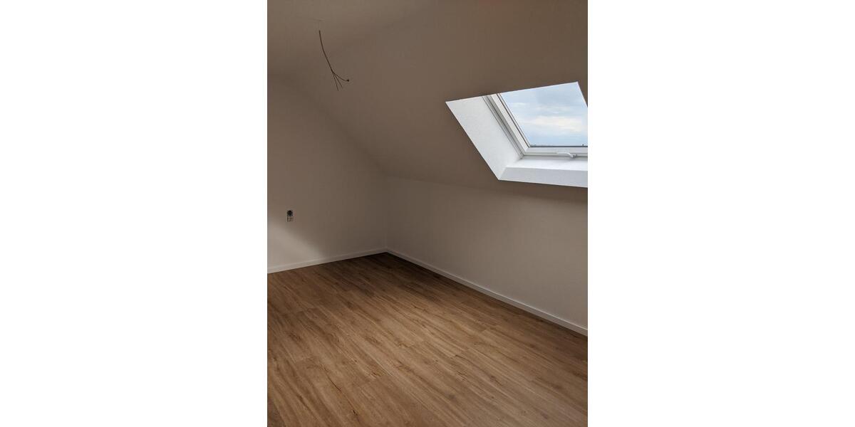 Dachgeschoßwohnung Hüttenberg - 3 Zimmer, 83 m&sup2;, 830&euro; | Angebot:26234374