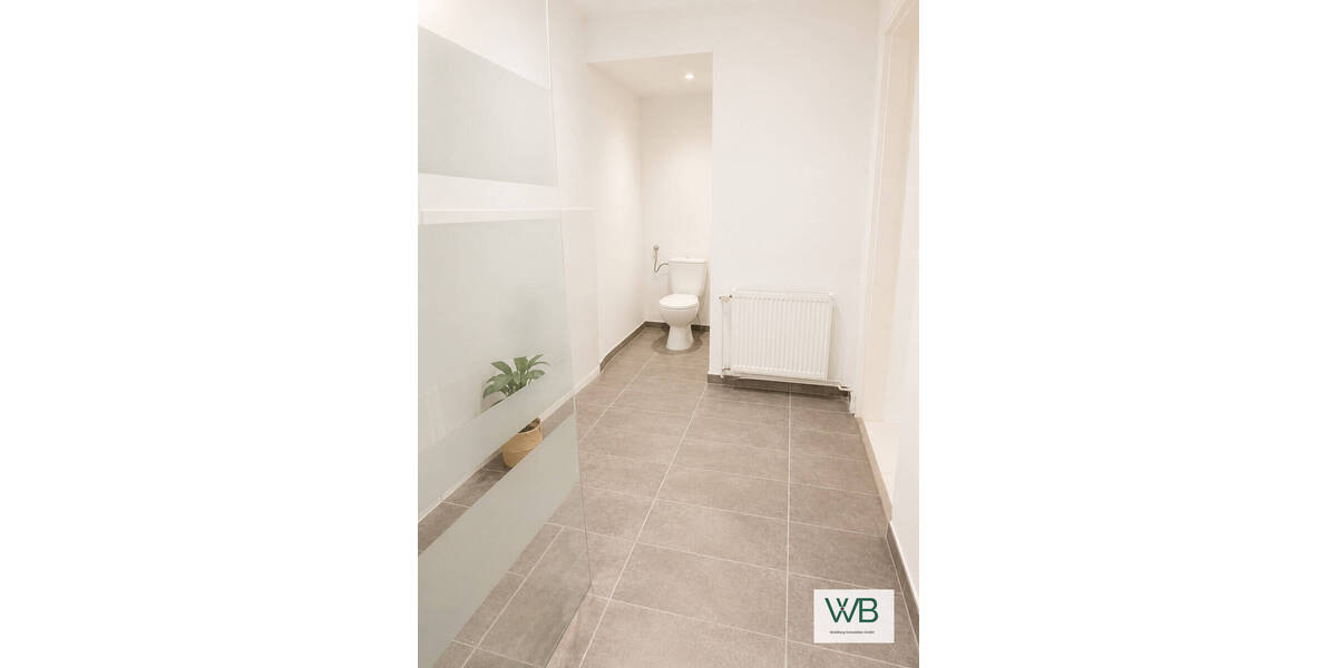 Etagenwohnung Helmstedt - 5 Zimmer, 129 m&sup2;, 1.100&euro; | Angebot:26763384