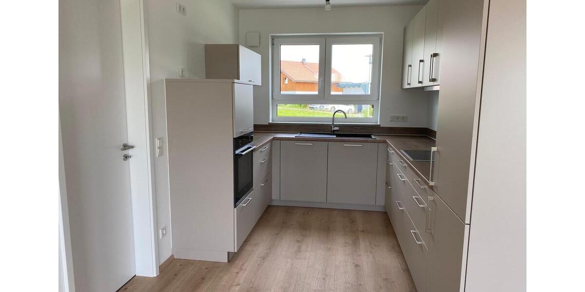 Doppelhaushälfte Windorf - 4 Zimmer, 145 m&sup2;, 1.500&euro; | Angebot:25859621