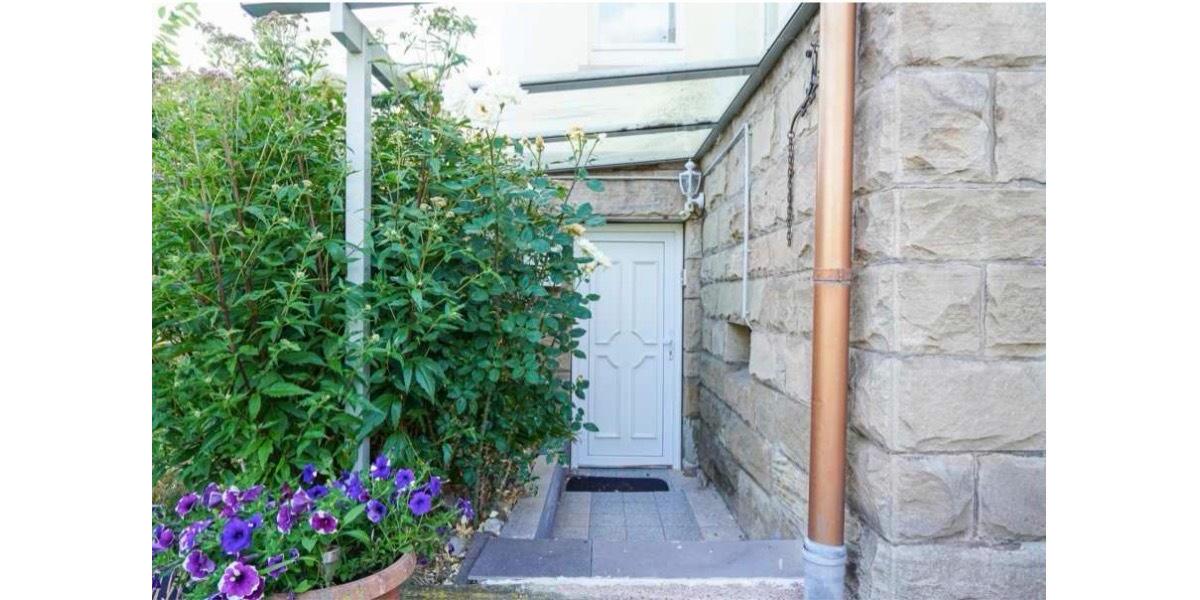 Große 4–5-Zimmer-Wohnung mit Terrasse & Stellplatz 5 zimmer