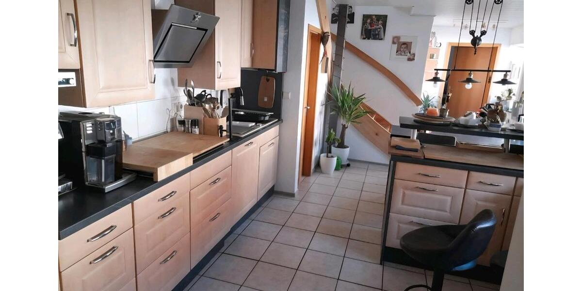 Einfamilienhaus Hadamar - 5 Zimmer, 150 m&sup2;, 980&euro; | Angebot:26204047