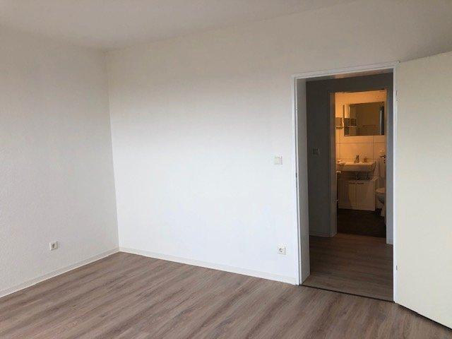 Wohnen auf Zeit Paderborn Neuenbeken - 3 Zimmer, 74 m&sup2;, 370&euro; | Angebot:26278886