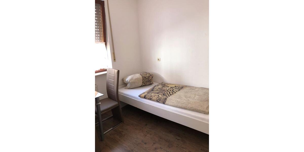 Etagenwohnung Hasloch - 1 Zimmer, 20 m&sup2;, 320&euro; | Angebot:24624930