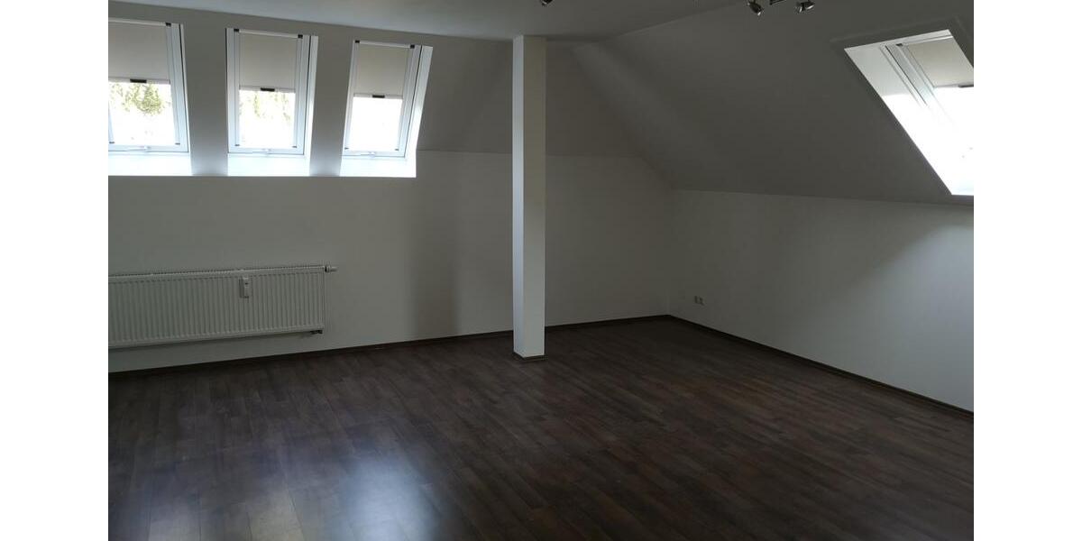 Wunderschöne, helle, geräumige 4 Zimmer Wohnung 4 zimmer