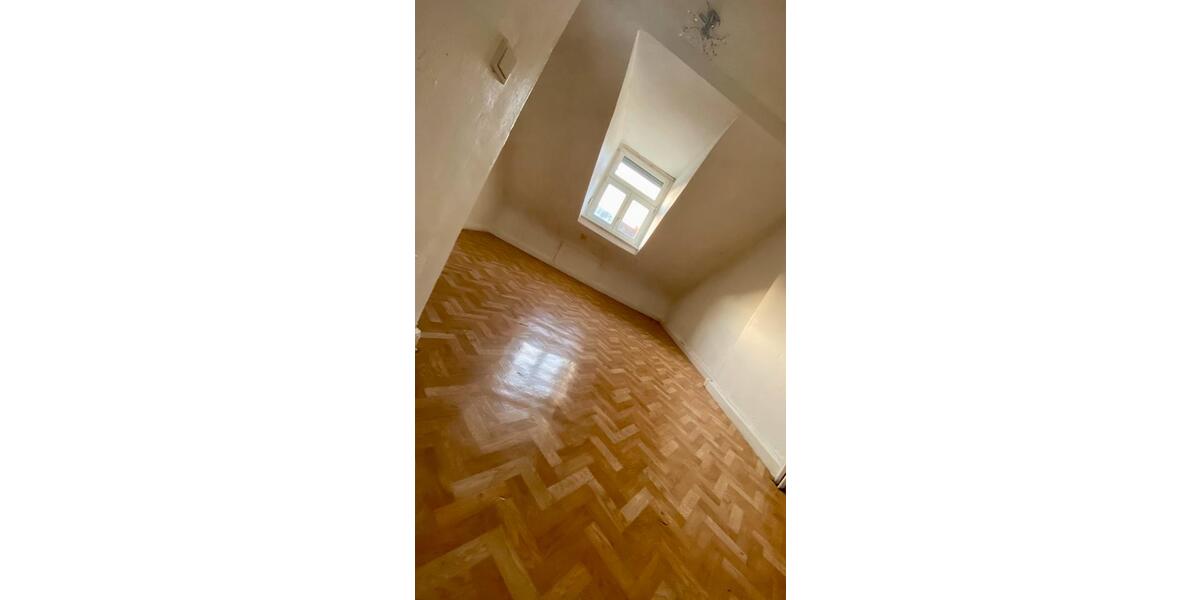 Etagenwohnung Völklingen - 4 Zimmer, 90 m&sup2;, 670&euro; | Angebot:26349882