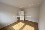 Dachgeschoßwohnung Emden - 2 Zimmer, 49 m&sup2;, 400&euro; | Angebot:26548053