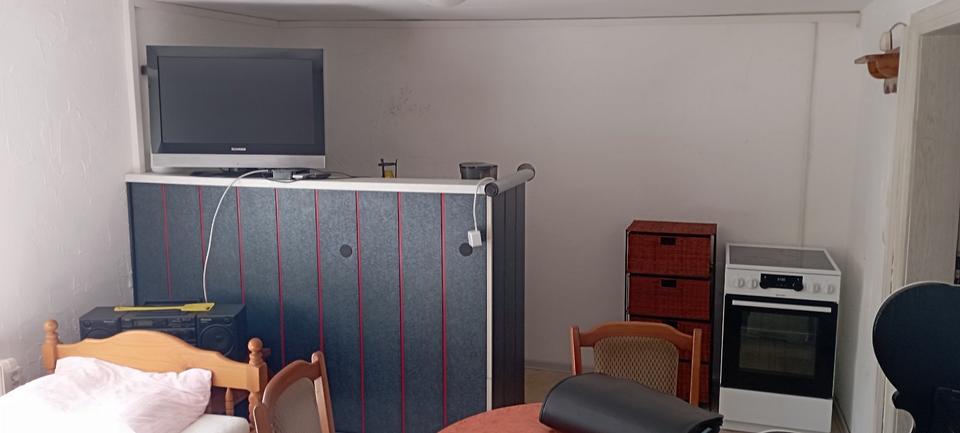 Wohnen auf Zeit Haselbachtal - 3 Zimmer, 60 m&sup2;, 10&euro; | Angebot:24827075