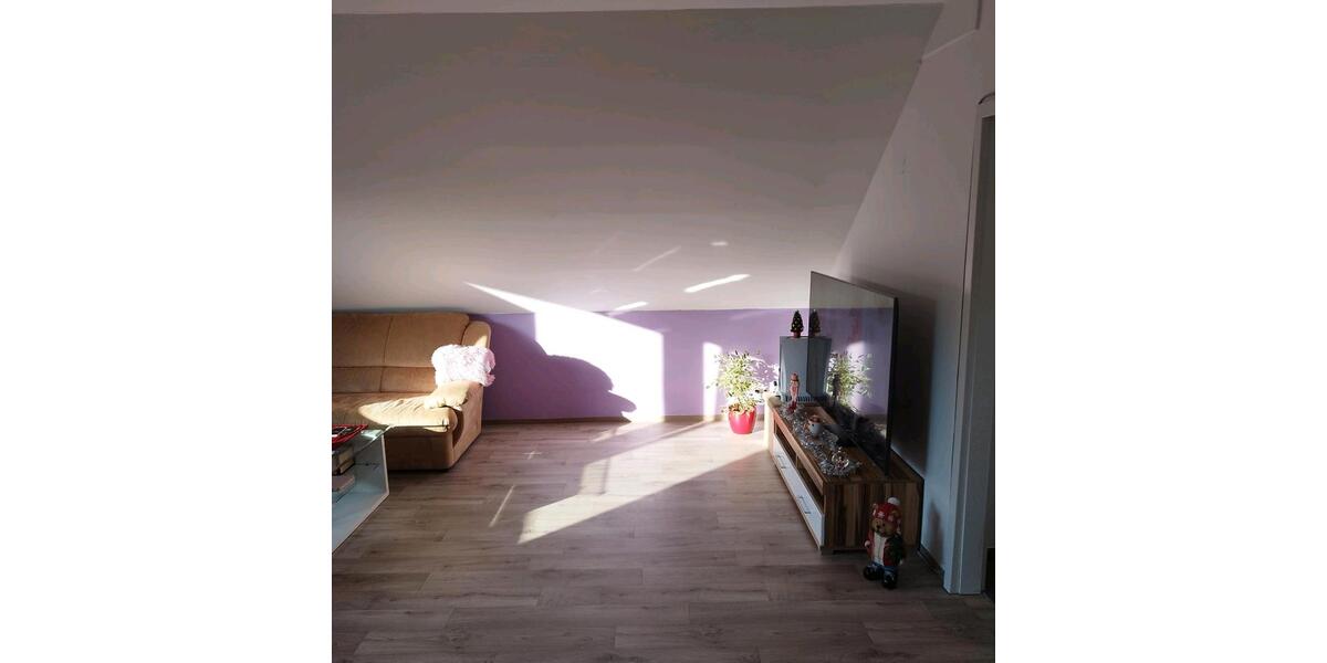 Dachgeschoßwohnung Haundorf - 3 Zimmer, 100 m&sup2;, 1.000&euro; | Angebot:24224716