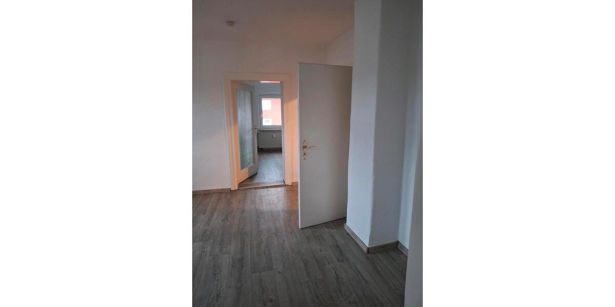 Dachgeschoßwohnung Tröstau - 4 Zimmer, 60 m&sup2;, 390&euro; | Angebot:24737348