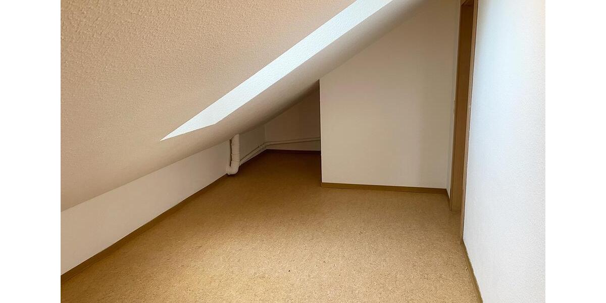 Dachgeschoßwohnung Bad Zwesten - 1 Zimmer, 26 m&sup2;, 305&euro; | Angebot:26547116