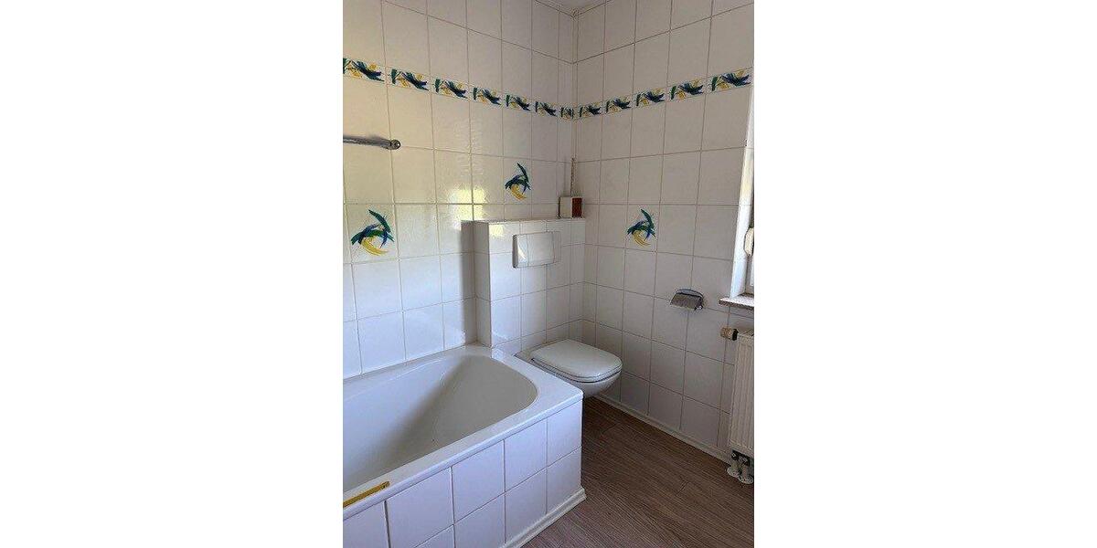 Dachgeschoßwohnung Bad Zwesten - 4 Zimmer, 92 m&sup2;, 644&euro; | Angebot:23138166