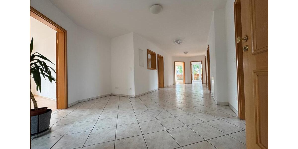 Etagenwohnung Aschheim - 5 Zimmer, 160 m&sup2;, 2.550&euro; | Angebot:25173879