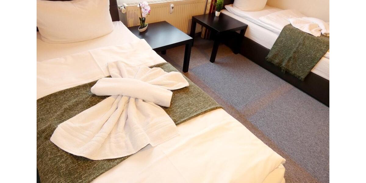 Wohnen auf Zeit Weiden in der Oberpfalz - 3 Zimmer, 100 m&sup2;, 99&euro; | Angebot:18415464