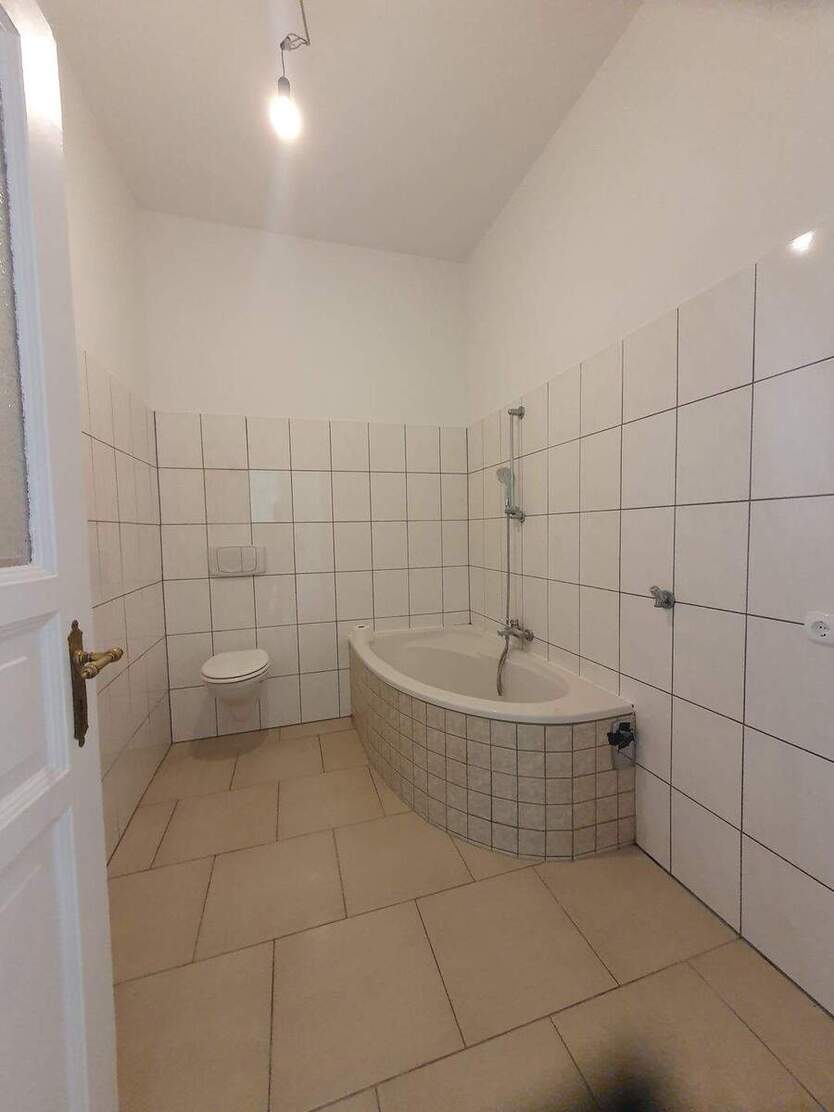 Mittwochsbesichtigung, 15.10.2025, 13.15 Uhr - Donaustraße - Bitte Hausnr. per Mail erfragen! 2 zimmer