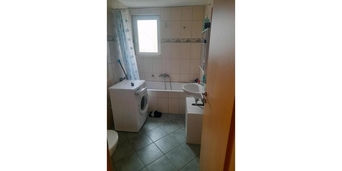 Etagenwohnung Bitterfeld-Wolfen Wolfen - 1 Zimmer, 36 m&sup2;, 410&euro; | Angebot:26123968