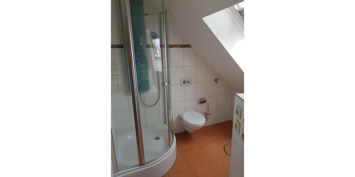 Dachgeschoßwohnung Springe - 3.5 Zimmer, 100 m&sup2;, 800&euro; | Angebot:26632679