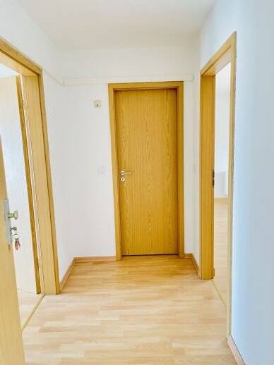 Etagenwohnung Wanzleben-Börde Klein Wanzleben - 2 Zimmer, 56 m&sup2;, 340&euro; | Angebot:25663596