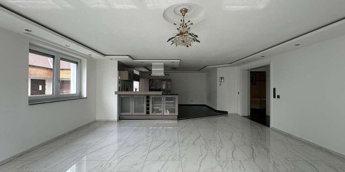 Etagenwohnung Stätzling Stätzling - 3 Zimmer, 126 m&sup2;, 1.950&euro; | Angebot:26642247