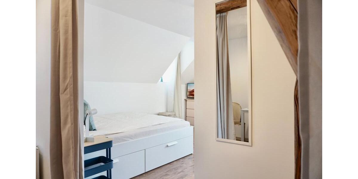 Etagenwohnung Koblenz Arenberg-Immendorf - 1 Zimmer, 1.200 m&sup2;, 1.200&euro; | Angebot:25632407