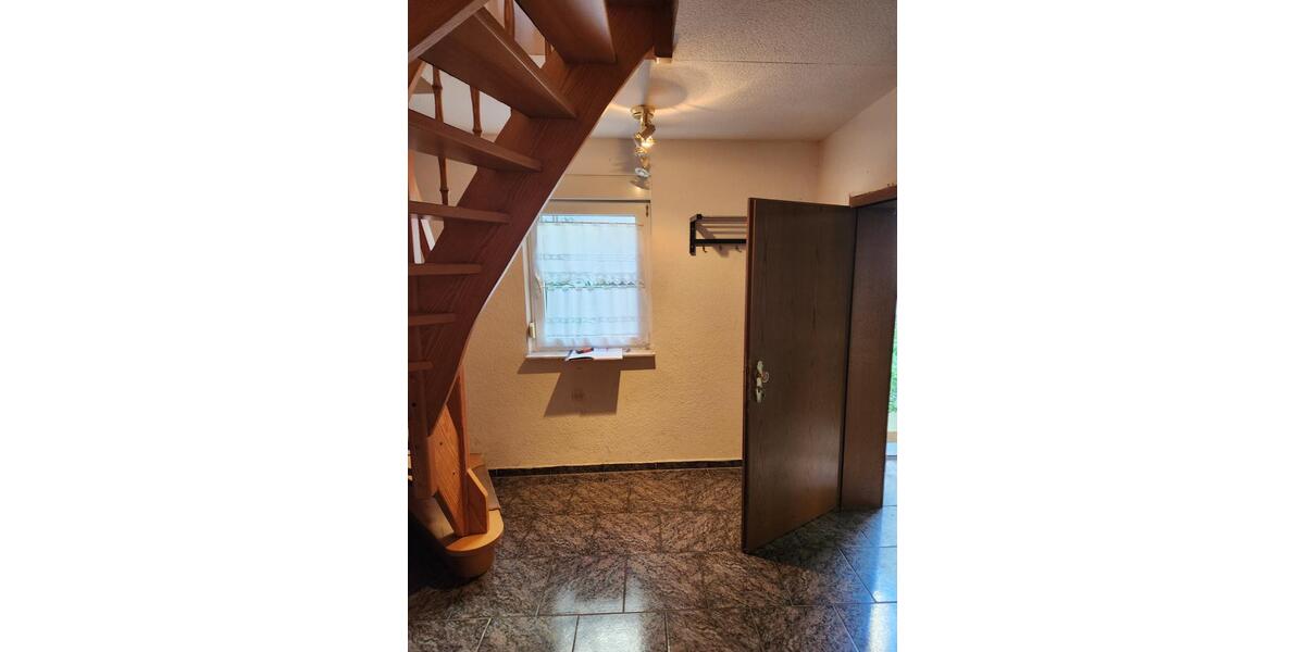 Wohnen auf Zeit Gröningen - 2.5 Zimmer, 55 m&sup2;, 30&euro; | Angebot:25858403