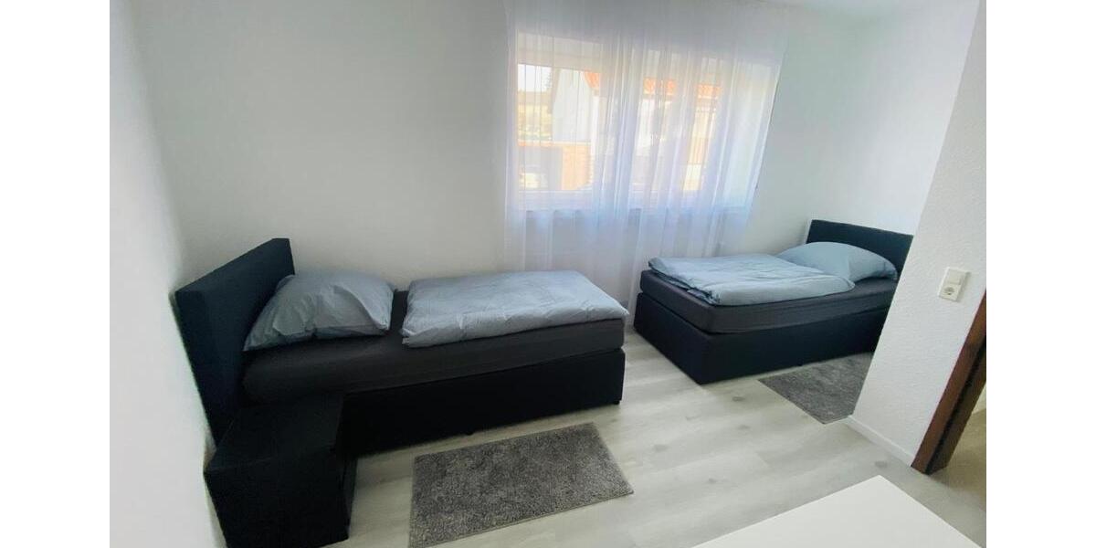 Wohnen auf Zeit Neukirchen - 8 Zimmer, 160 m&sup2;, 18&euro; | Angebot:26252083