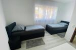 Wohnen auf Zeit Neukirchen - 8 Zimmer, 160 m&sup2;, 18&euro; | Angebot:26252083