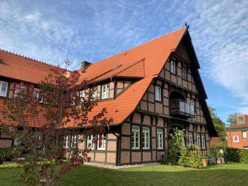 Etagenwohnung Hanstedt - 2 Zimmer, 104 m&sup2;, 1.295&euro; | Angebot:25378867