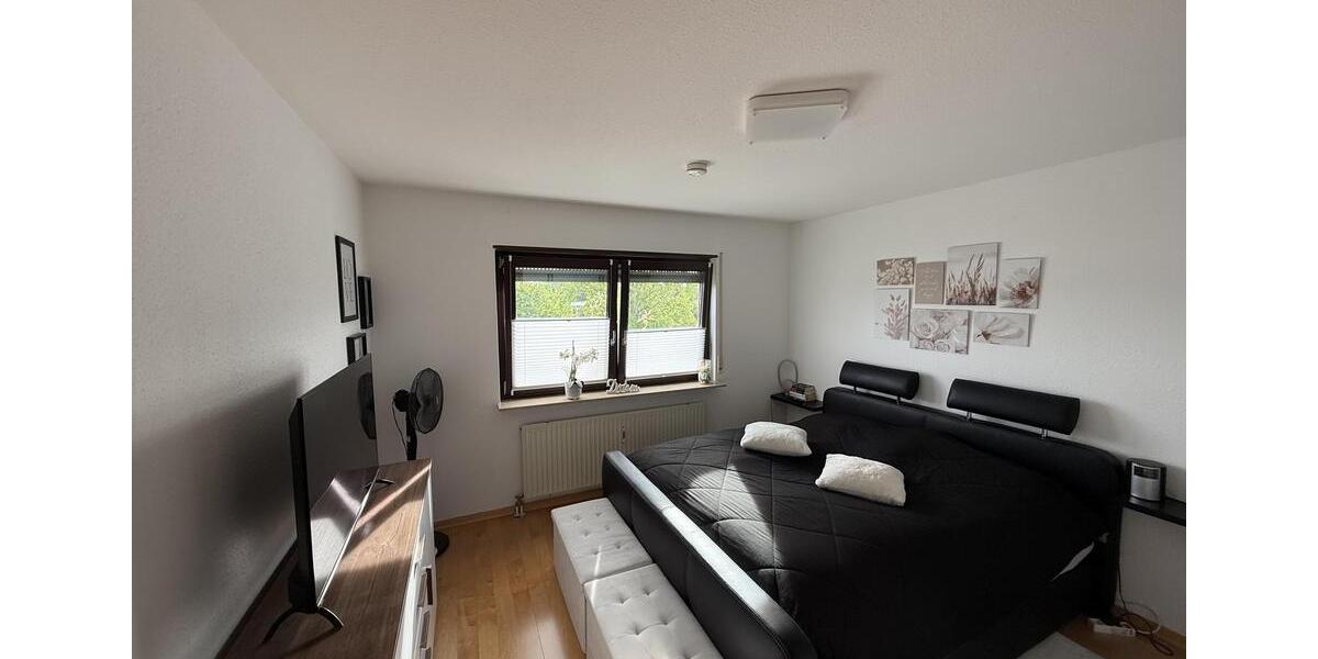 Etagenwohnung Sandhausen - 2 Zimmer, 76 m&sup2;, 750&euro; | Angebot:26579325