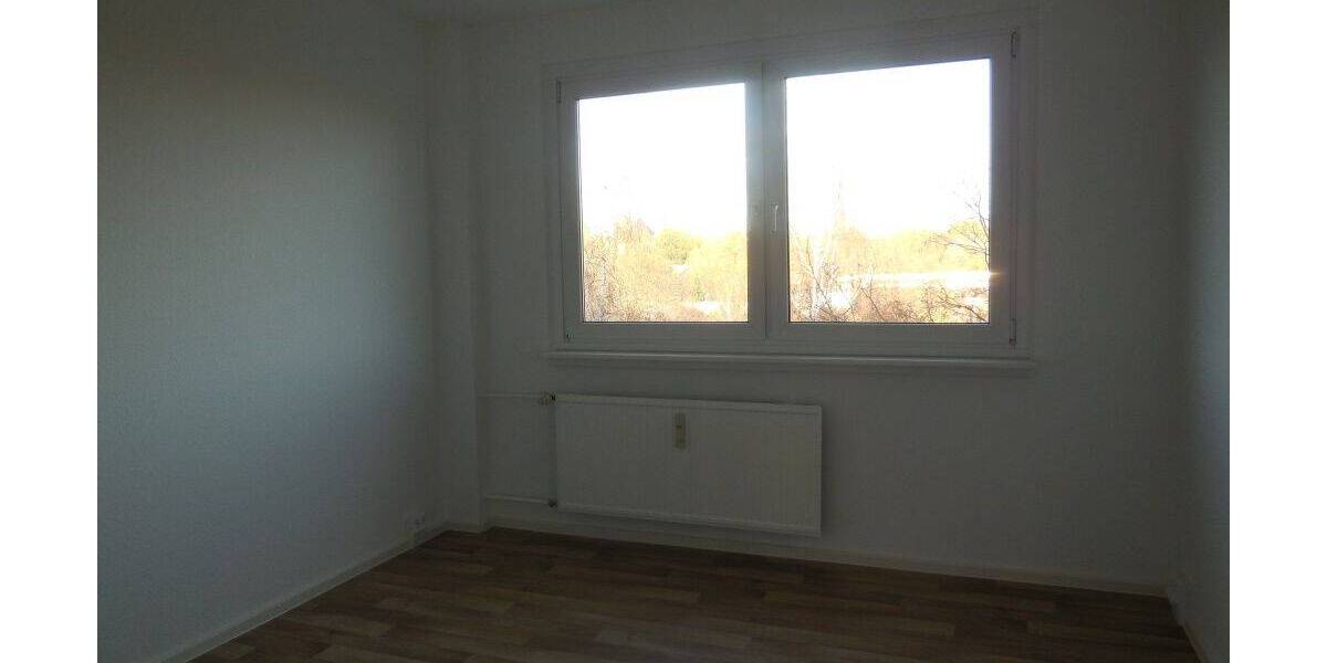 Etagenwohnung Dessau-Roßlau Süd - 3 Zimmer, 57 m&sup2;, 337&euro; | Angebot:26141003