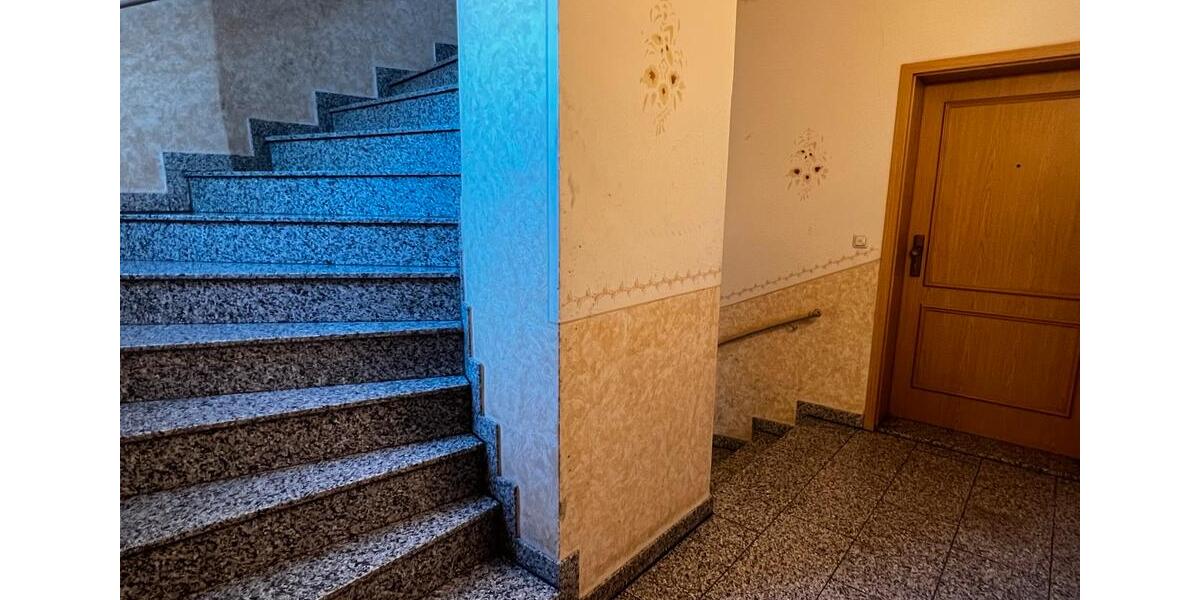 Dachgeschoßwohnung Döbeln - 3 Zimmer, 64 m&sup2;, 390&euro; | Angebot:25974081