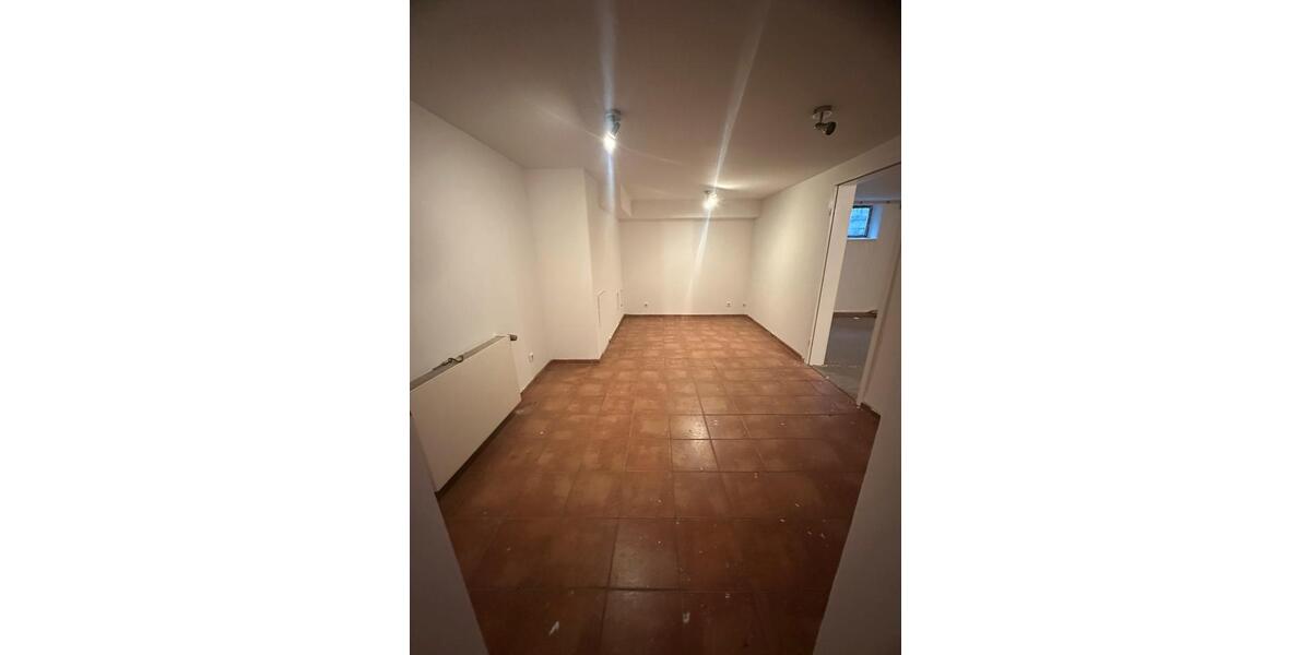 Gewerbeobjekt Düsseldorf Stadtbezirk 8 - 1.650&euro; | Angebot:24653868