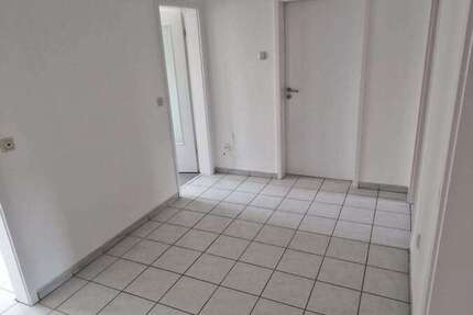 Wohnung Essen Huttrop - 4 Zimmer, 90 m&sup2;, 765&euro; | Angebot:25280877