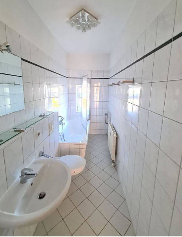 Wie wär`s mit einer attraktiven Drei-Zimmer-Wohnung?