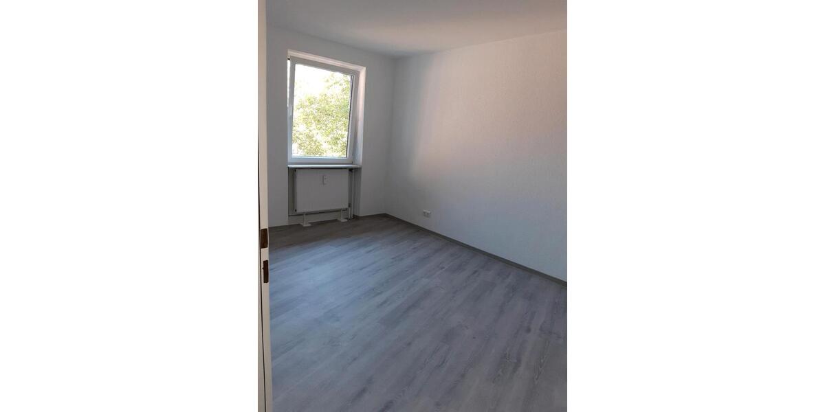 Etagenwohnung Northeim - 3 Zimmer, 85 m&sup2;, 699&euro; | Angebot:26533725