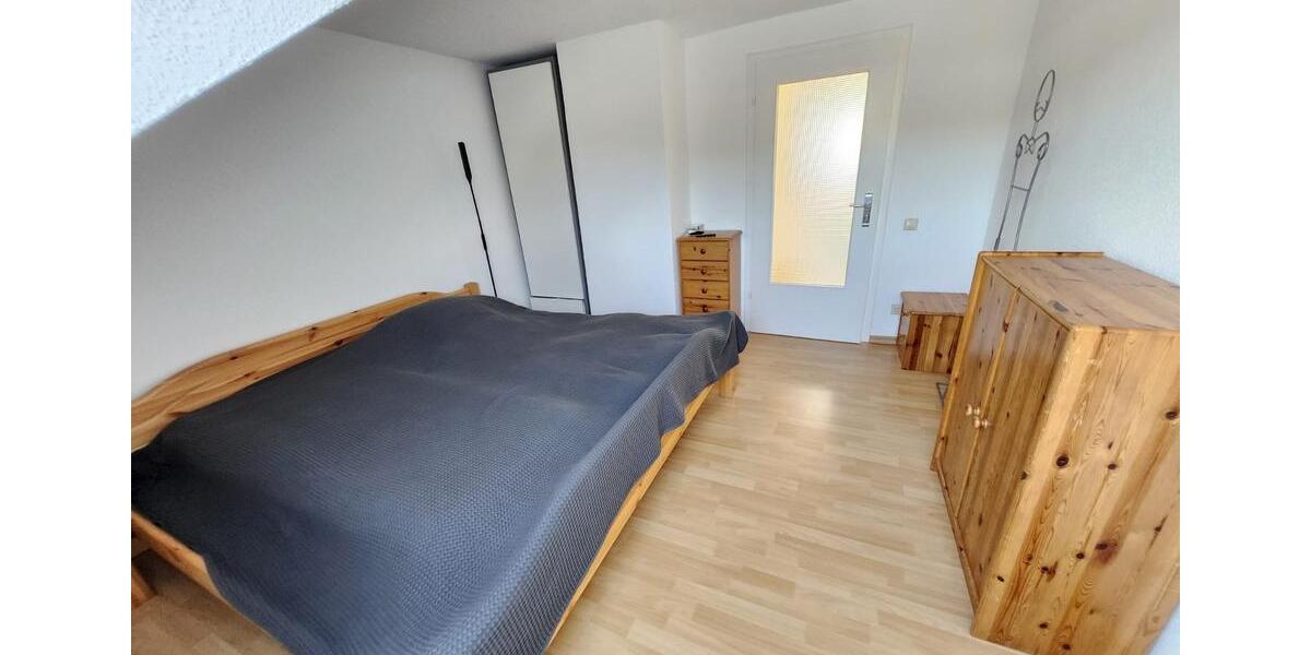 Dachgeschoßwohnung Wuppertal Dornap - 2.5 Zimmer, 57 m&sup2;, 585&euro; | Angebot:26574392