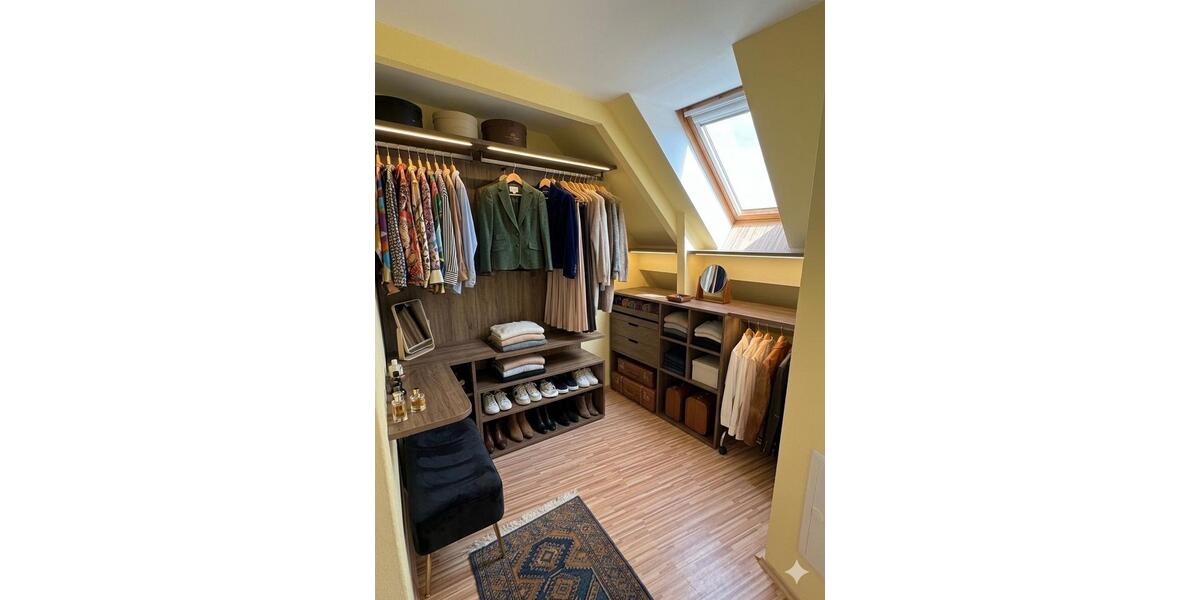 Maisonettenwohnung Siegburg - 5 Zimmer, 133 m&sup2;, 1.700&euro; | Angebot:26690682