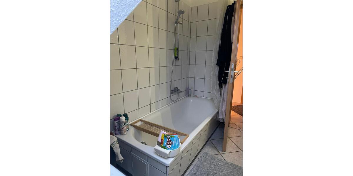 Dachgeschoßwohnung Großenkneten - 3 Zimmer, 65 m&sup2;, 695&euro; | Angebot:25348910