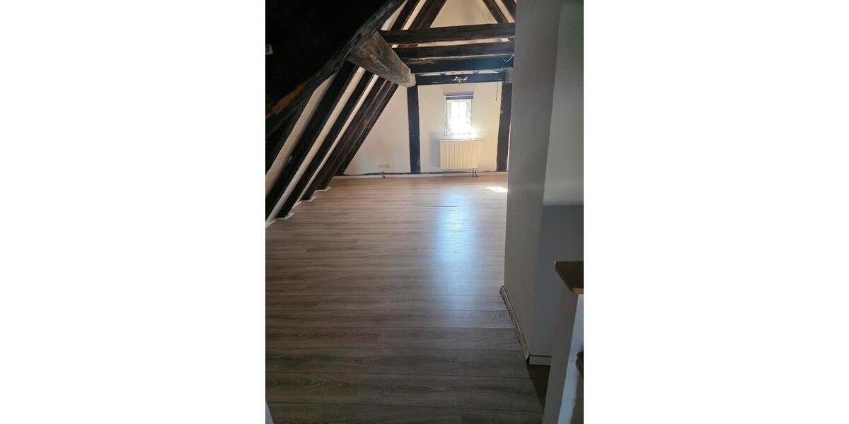 Maisonettenwohnung Frickenhausen - 4 Zimmer, 140 m&sup2;, 1.500&euro; | Angebot:26364868