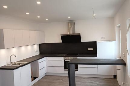 Wohnung Floß - 2 Zimmer, 75 m&sup2;, 600&euro; | Angebot:25141731