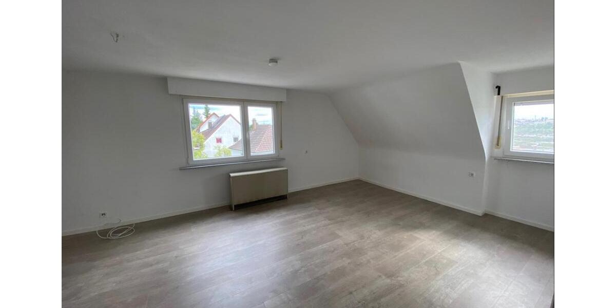 Dachgeschoßwohnung Altbach - 2 Zimmer, 61 m&sup2;, 700&euro; | Angebot:25062019