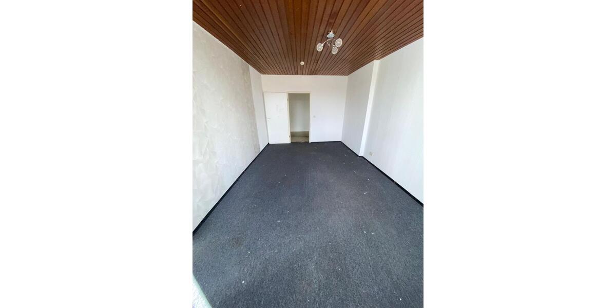 Etagenwohnung Neustadt bei Coburg - 4 Zimmer, 110 m&sup2;, 600&euro; | Angebot:23315067