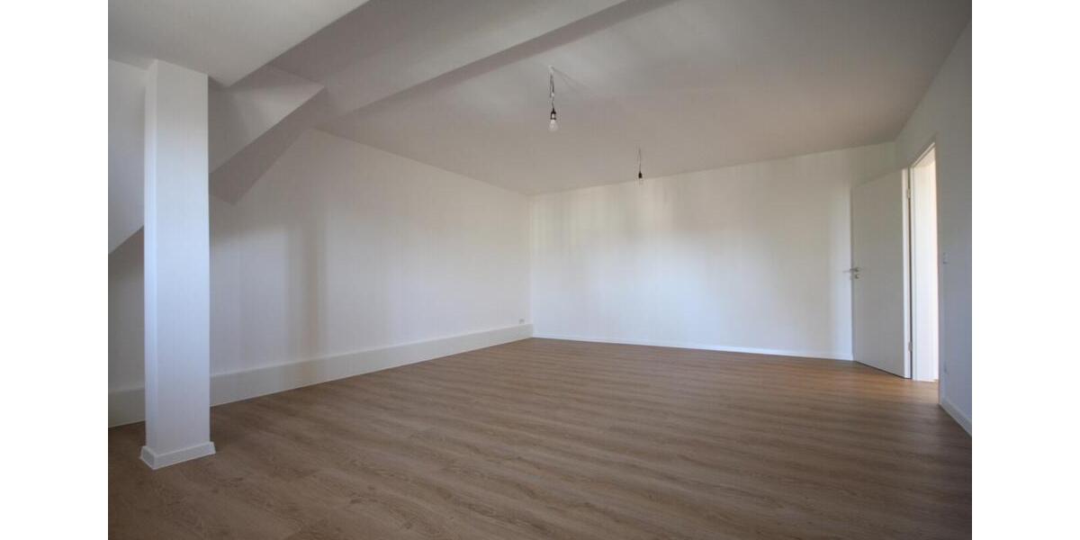 Dachgeschoßwohnung Dallgow-Döberitz Döberitz - 3 Zimmer, 115 m&sup2;, 1.800&euro; | Angebot:25857166