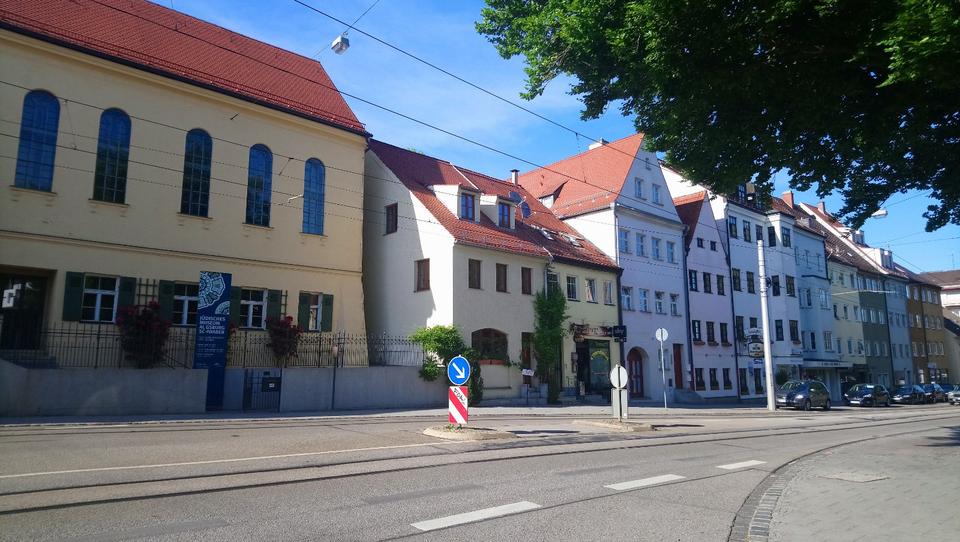 Doppelhaushälfte Augsburg Bärenkeller - 7 Zimmer, 175 m&sup2;, 2.275&euro; | Angebot:25175096